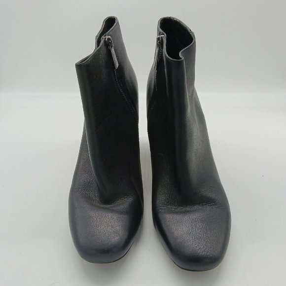 Michael Kors Woman's Size 11M Black Leather Zip Ankle Booties Heeled Boots - Picture 6 of 7